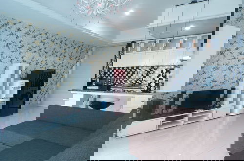 Foto 1 - Vibrant Luxurious 1Br Apartment At La Riz Supermall Mansion