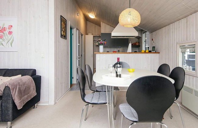 4 Person Holiday Home in Oksbol - Foto 24