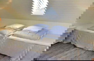Foto 2 - 10 Person Holiday Home in Stordal