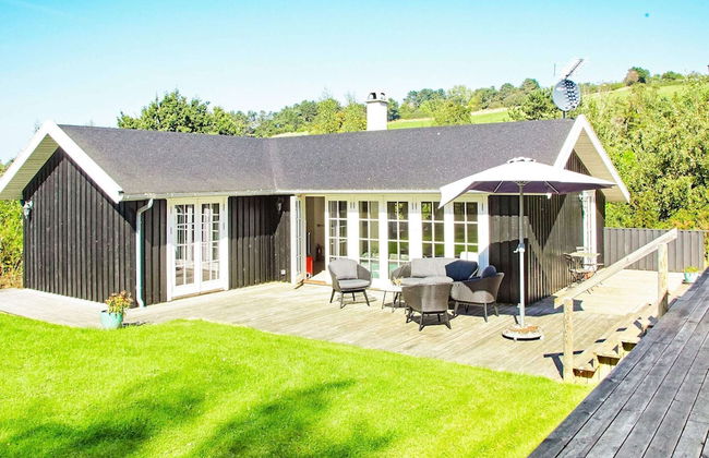 8 Person Holiday Home in Nykobing Sj - Foto 1