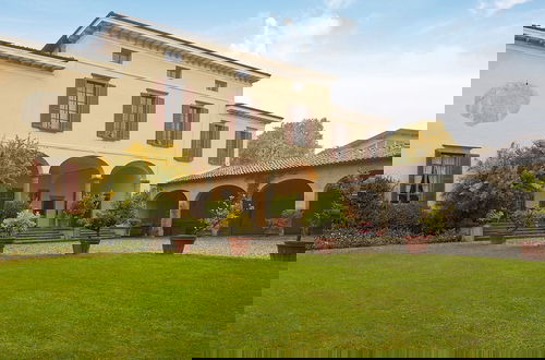 Photo 3 - Palazzo Dei Laghi by Elite Villas
