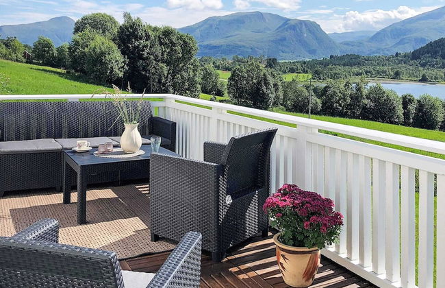 6 Person Holiday Home in Averoy - Foto 38