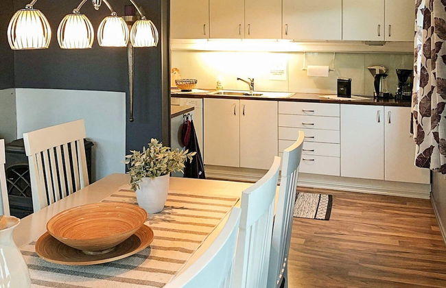 6 Person Holiday Home in Averoy - Foto 7