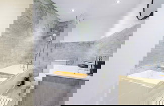 Photo 15 - Old Trafford Two-bedroom Stay by Belvilla