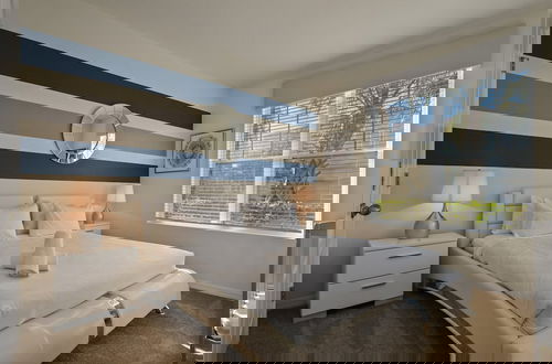 Photo 3 - Exclusive Solterra Resort Home - Prime Location