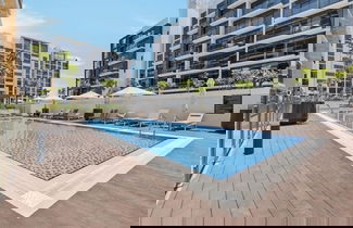 Foto 1 - Waves - Azizi Riviera Building 25 Cozy Studio With Balcony