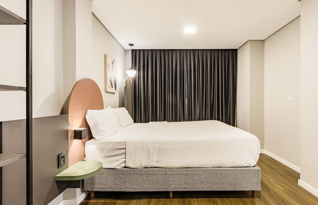 Xtay Porto Alegre Cais Rooftop - Foto 12