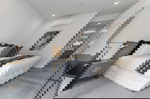 Photo 2 - Elegant retreat in Wynyard Quarter