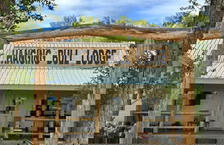 Foto 1 - Hanging Bull Lodge