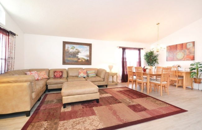 Oriental Charm 4 Bedroom Home by RedAwning - Foto 11