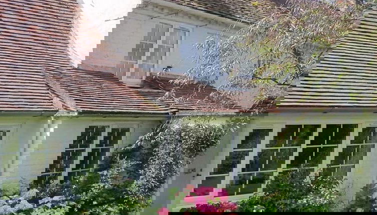 Foto 1 - Pretty Cottage Near City Sea