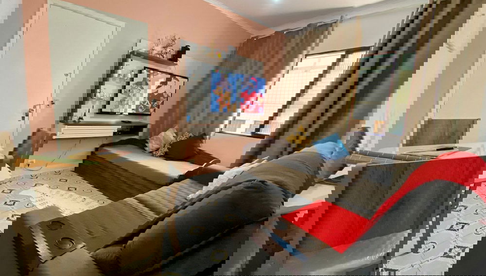 Primary image