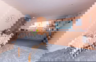 Photo 3 - Meridian Bay Apartment