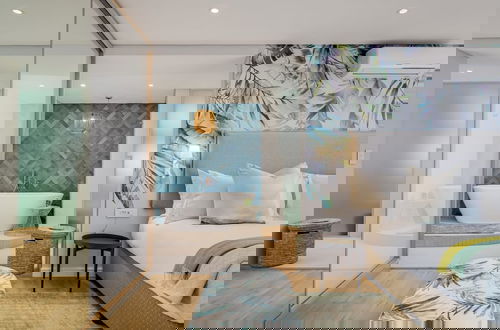 Foto 42 - Exquisite Apartment in Mouille Point Near Golf Course Serenity