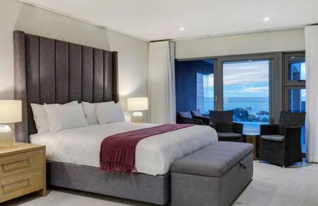 Large 9 Bedroom Villa in Camps Bay w Pool Apostles Views - Foto 26