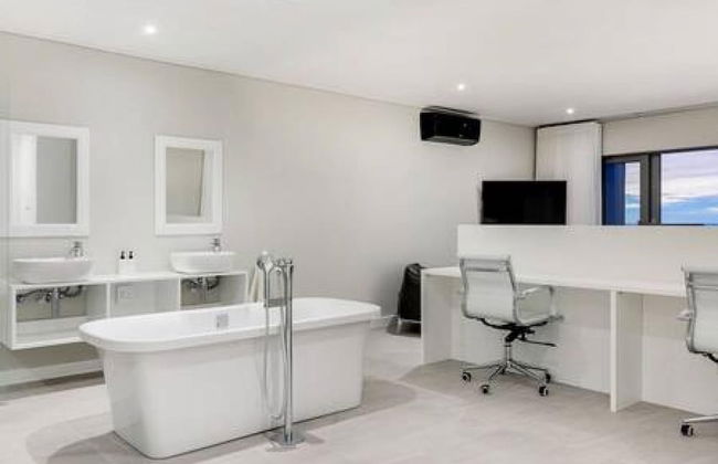 Large 9 Bedroom Villa in Camps Bay w Pool Apostles Views - Foto 21