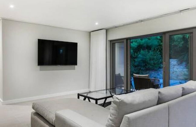 Large 9 Bedroom Villa in Camps Bay w Pool Apostles Views - Foto 27