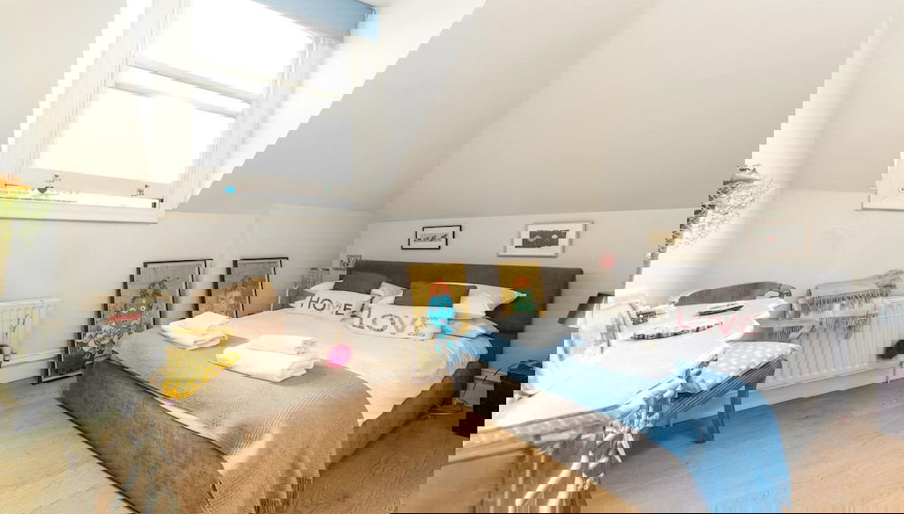 Primary image