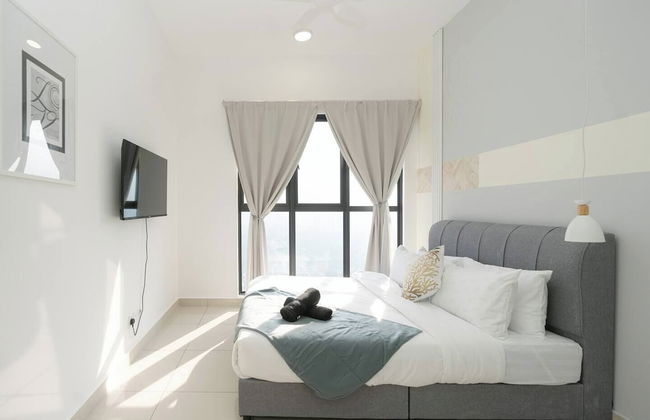 Cozy Skyline Retreat Trion KL - Level 63 - Foto 7