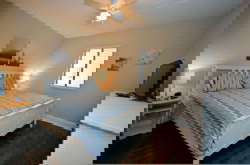 Foto 9 - Beachside Bliss~courtyard Villa~beachside 2 Bedroom Condo by RedAwning