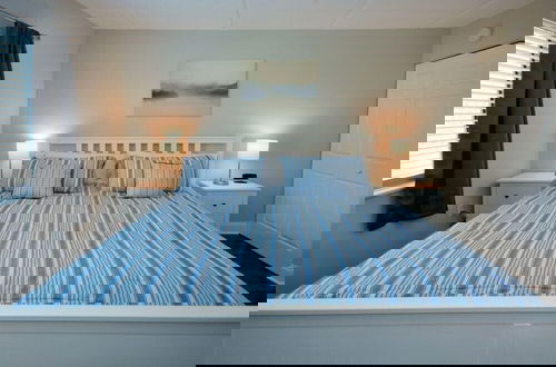 Foto 7 - Beachside Bliss~courtyard Villa~beachside 2 Bedroom Condo by RedAwning