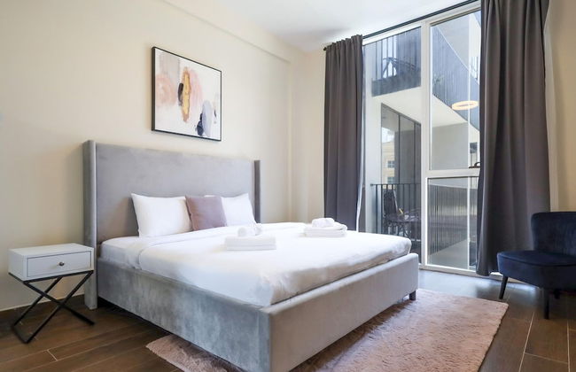 Elite LUX Holiday Homes - Captivating 1BR Apt Games Pool Gym in Arjan Dubai - Foto 14