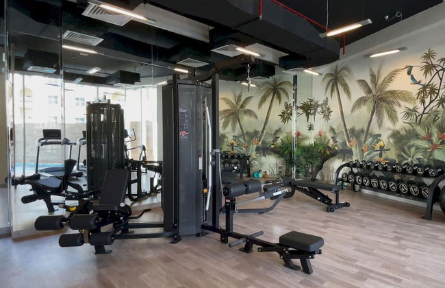 Elite LUX Holiday Homes - Captivating 1BR Apt Games Pool Gym in Arjan Dubai - Foto 20
