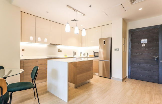 Elite LUX Holiday Homes - Captivating 1BR Apt Games Pool Gym in Arjan Dubai - Foto 12