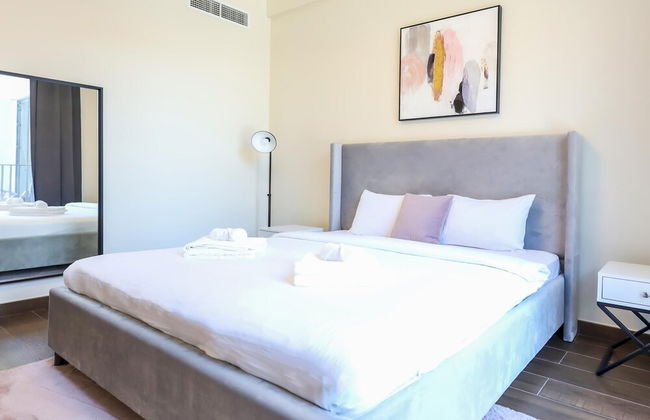Elite LUX Holiday Homes - Captivating 1BR Apt Games Pool Gym in Arjan Dubai - Foto 2