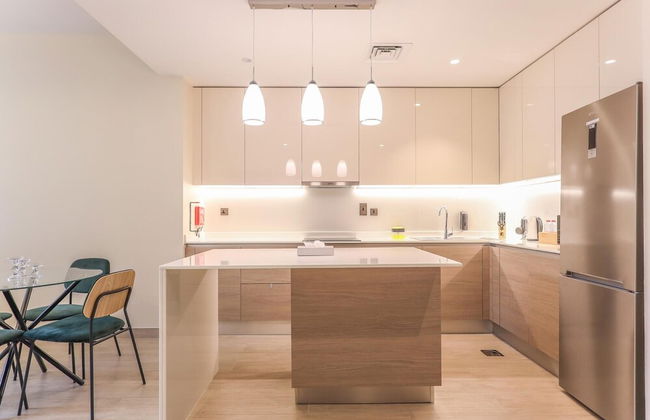 Elite LUX Holiday Homes - Captivating 1BR Apt Games Pool Gym in Arjan Dubai - Foto 1