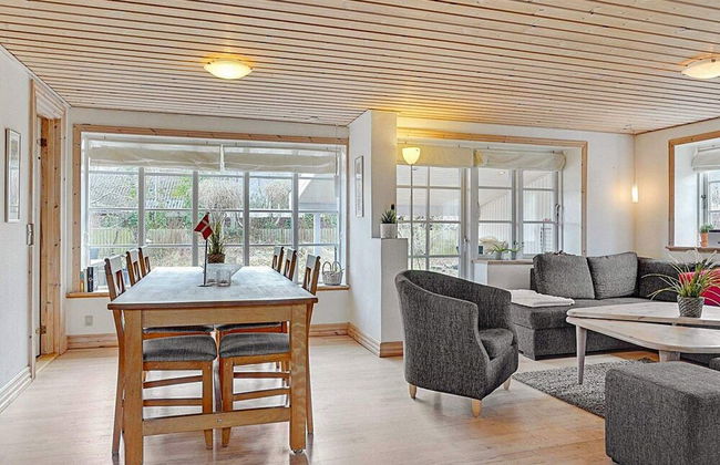 8 Person Holiday Home in Saeby - Foto 17
