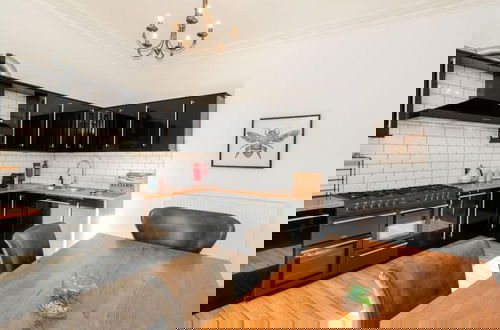 Photo 51 - Desswood Aberdeen City Apartment