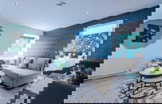 Photo 19 - One-bedroom by Media City UK by Belvilla