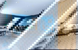 Photo 6 - One-bedroom by Media City UK by Belvilla