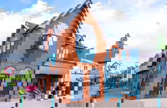 Photo 30 - One-bedroom by Media City UK by Belvilla