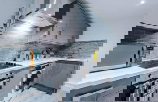 Photo 13 - One-bedroom by Media City UK by Belvilla