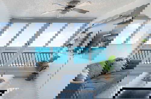 Foto 19 - Navio Beach 2BDR Oceanfront Pool Parking