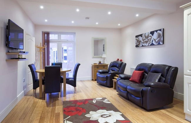 Sapphire - Spacious Apartment Near the Sea - Photo 1