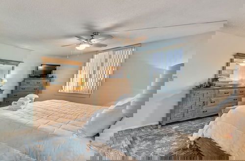 Foto 6 - Dolphin Point 103b 2 Bedroom Condo by RedAwning
