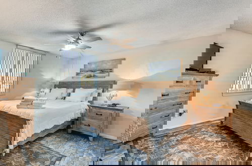 Foto 5 - Dolphin Point 103b 2 Bedroom Condo by RedAwning