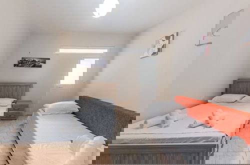 Photo 1 - Palm Oasis Apartment Qerret