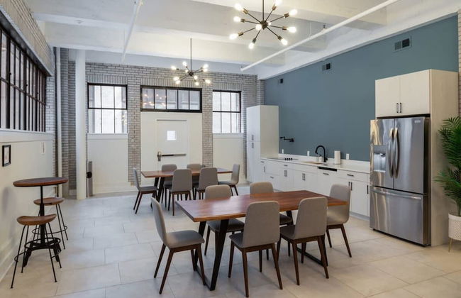 Sosuite 1BR Loft w W/d, Gym, Lounge - Foto 52