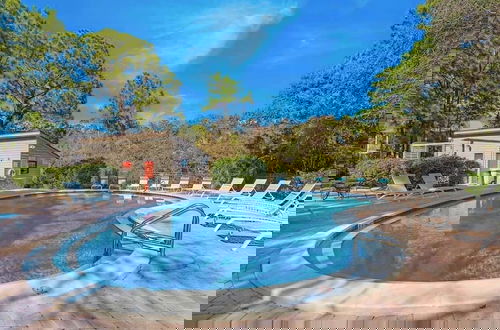 Foto 32 - Coastal Getaway - Beach, Pool, Golf Cart, Seagrove Beach!