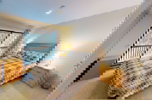 Foto 7 - Pico Village Resort by RedAwning