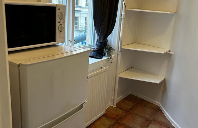 Captivating 1-bed Apartment in Stockholm - Photo 10