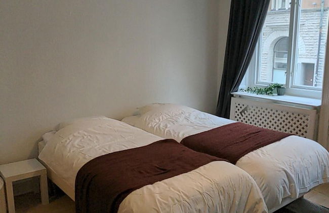 Captivating 1-bed Apartment in Stockholm - Photo 4