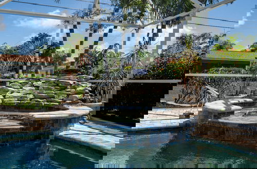 Foto 10 - Barefoot Hideaway, With Spa And Pool 3 Bedroom Home by RedAwning