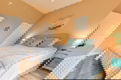 Photo 4 - Comfortable Modern Condo with Amazing Ocean View from 750 sqft Balcony - Unit 0107 by RedAwning