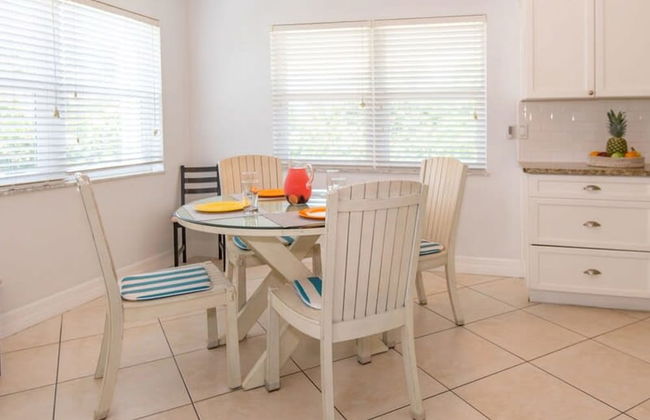 Sandy Shores 2BR Beach Getaway and Surf Spot - Photo 12