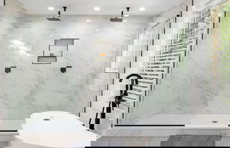 Foto 3 - Grand Retreat Luxury Vacation for Large Groups